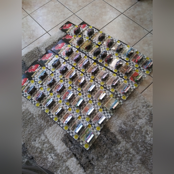 Collectibles.. 44. 1/64 RACING CHAMPIONS. 1991 NASCAR DIECAST RACING Cars.Never - Picture 11 of 11